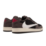 18_4d82ed37-d3d5-40e7-9208-faa63b0ffe3b