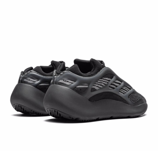 Yeezy Sneakers - Premium Streetwear Sneakers