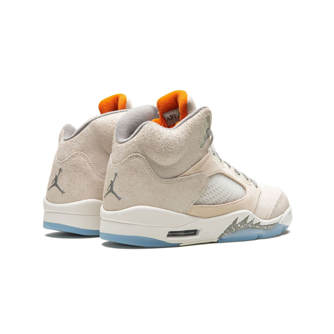 30_ae215a0c-25e1-4761-9a2a-2419a7d16989