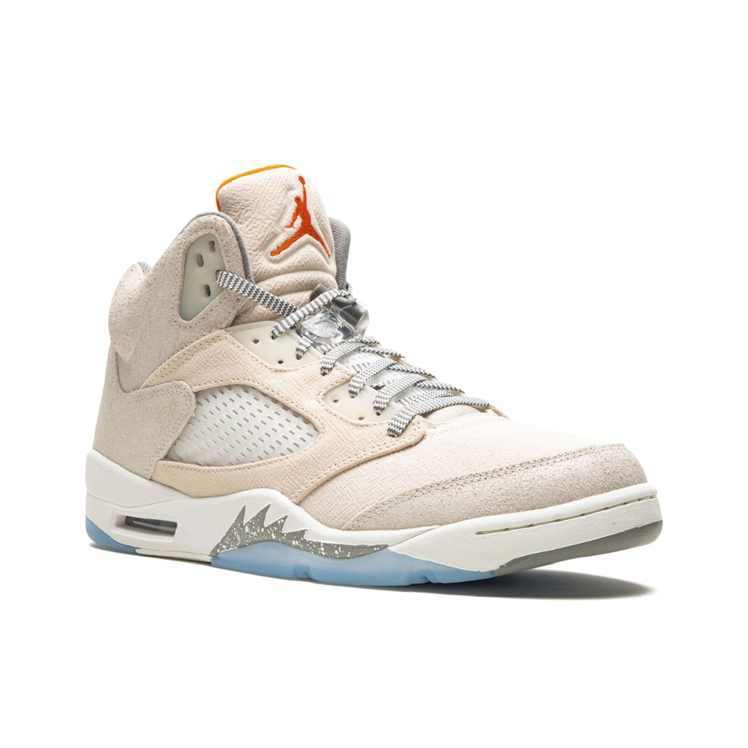 32_76541dd6-41c3-417e-8762-11505e2f16ec