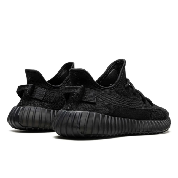 Yeezy Sneakers - Premium Streetwear Sneakers