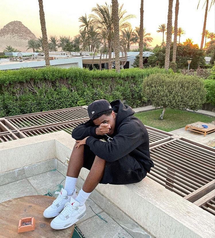 F8723B05-E4B4-453E-9572-F098E2986D34